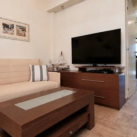 Porto Blue Horizon בית נופש פפקוהורי